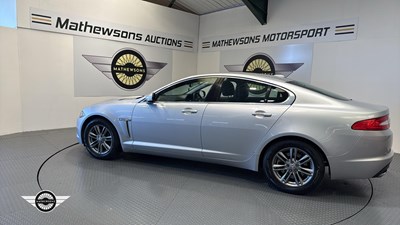 Lot 682 - 2012 JAGUAR XF LUXURY V6 AUTO