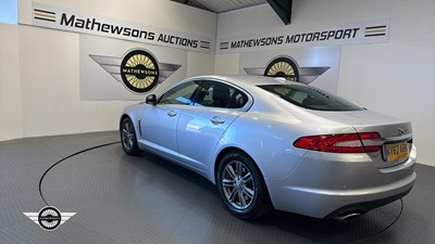 Lot 682 - 2012 JAGUAR XF LUXURY V6 AUTO
