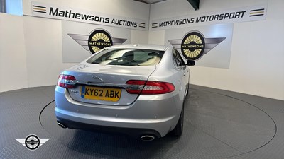 Lot 682 - 2012 JAGUAR XF LUXURY V6 AUTO