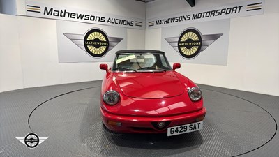 Lot 26 - 1990 ALFA ROMEO SPIDER VELOCE GRADUATE