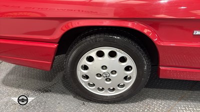 Lot 204 - 1991 ALFA ROMEO SPIDER 2.0