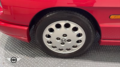Lot 204 - 1991 ALFA ROMEO SPIDER 2.0
