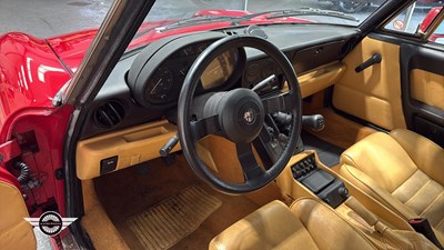 Lot 204 - 1991 ALFA ROMEO SPIDER 2.0