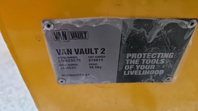 Lot 758 - VAN VAULT TOOL BOX INC KEY