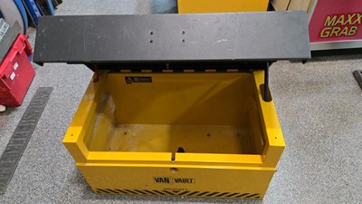 Lot 758 - VAN VAULT TOOL BOX INC KEY