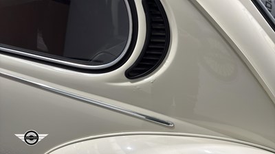 Lot 186 - 1973 VOLKSWAGEN 1303 SUPER BEETLE