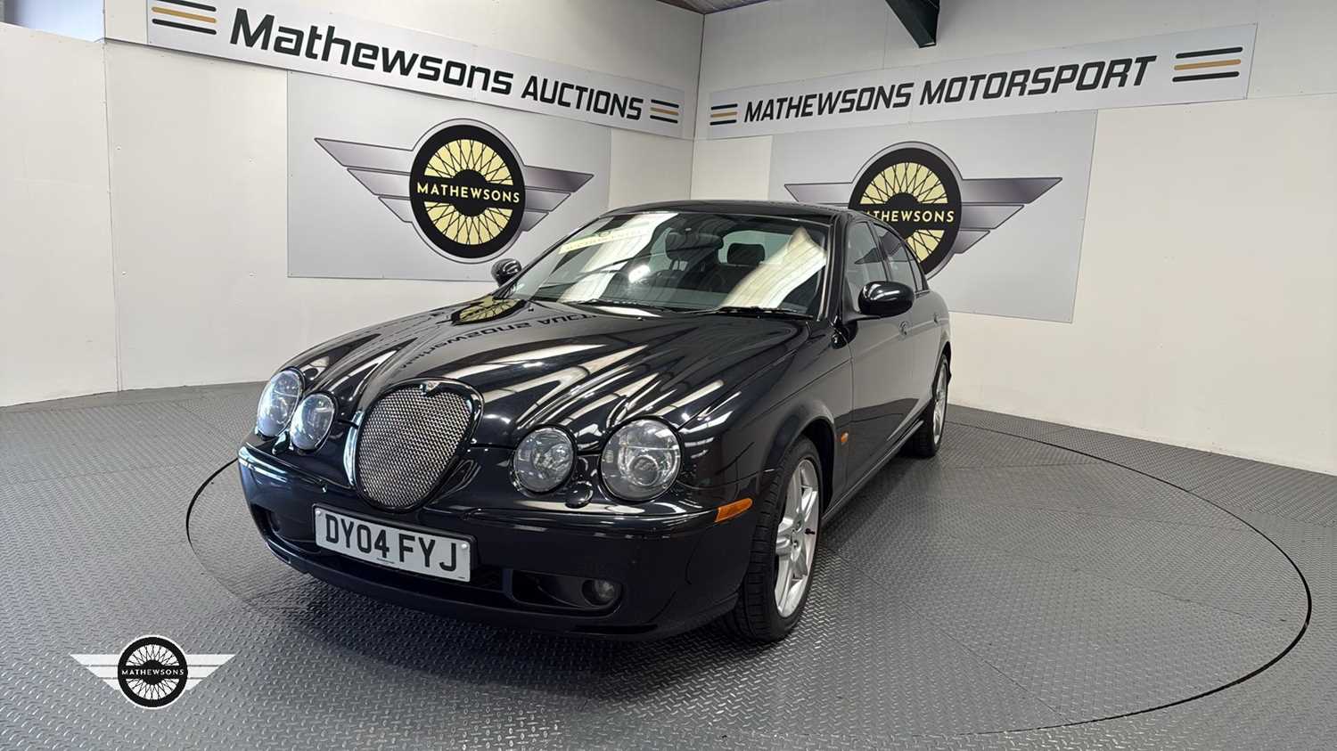 2004 JAGUAR S-TYPE V8 R AU...