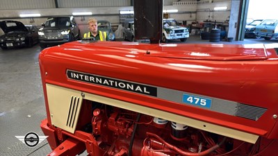 Lot 252 - 1976 INTERNATIONAL HARVESTER TRACTOR