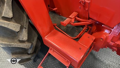 Lot 252 - 1976 INTERNATIONAL HARVESTER TRACTOR