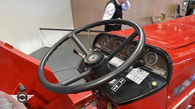 Lot 252 - 1976 INTERNATIONAL HARVESTER TRACTOR