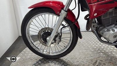 Lot 290 - 2004 HONDA NX 400