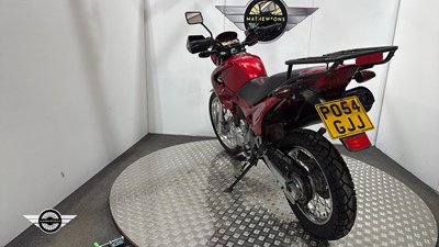 Lot 290 - 2004 HONDA NX 400