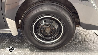 Lot 606 - 1952 AUSTIN