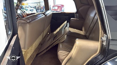 Lot 606 - 1952 AUSTIN