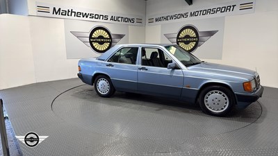Lot 207 - 1991 MERCEDES 190E AUTO 2.6