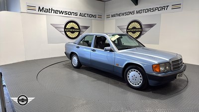 Lot 207 - 1991 MERCEDES 190E AUTO 2.6