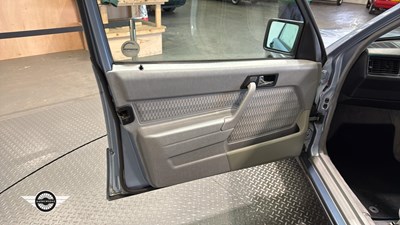 Lot 207 - 1991 MERCEDES 190E AUTO 2.6