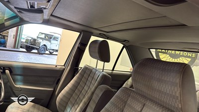 Lot 207 - 1991 MERCEDES 190E AUTO 2.6