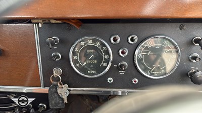 Lot 814 - 1957 ROVER 75
