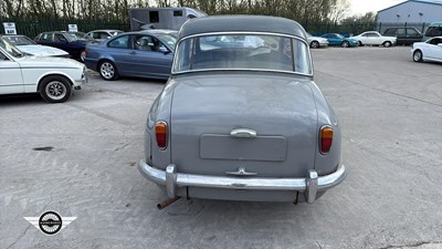 Lot 814 - 1957 ROVER 75
