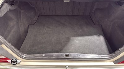 Lot 344 - 1992 MERCEDES 300E AUTO