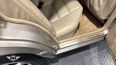Lot 344 - 1992 MERCEDES 300E AUTO