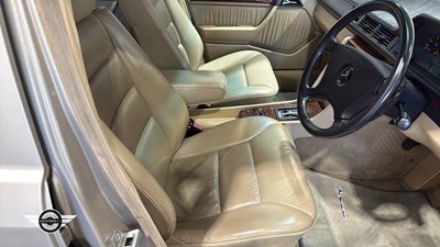 Lot 344 - 1992 MERCEDES 300E AUTO