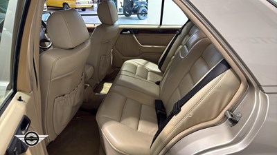Lot 344 - 1992 MERCEDES 300E AUTO