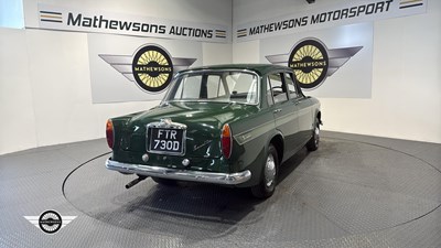 Lot 582 - 1966 SINGER GAZELLE