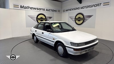 Lot 746 - 1990 TOYOTA COROLLA GL