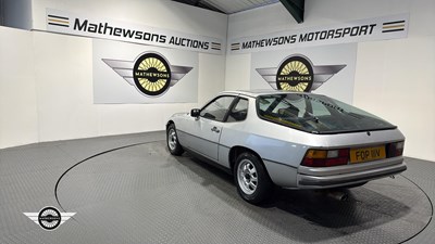 Lot 624 - 1980 PORSCHE 924
