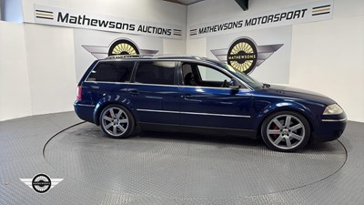 Lot 213 - 2006 VOLKSWAGEN PASSAT W8 4MOTION