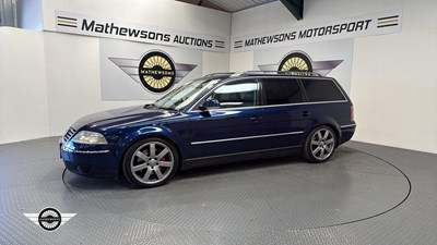Lot 213 - 2006 VOLKSWAGEN PASSAT W8 4MOTION