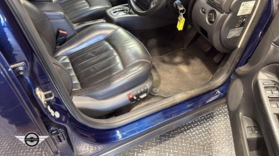 Lot 213 - 2006 VOLKSWAGEN PASSAT W8 4MOTION