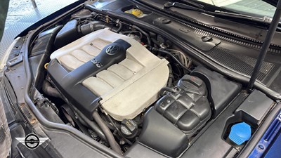 Lot 213 - 2006 VOLKSWAGEN PASSAT W8 4MOTION