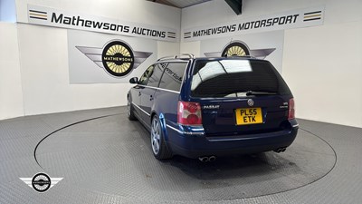 Lot 213 - 2006 VOLKSWAGEN PASSAT W8 4MOTION