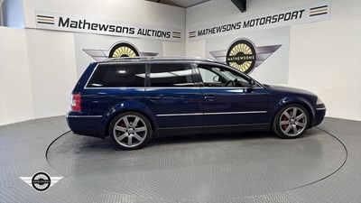 Lot 213 - 2006 VOLKSWAGEN PASSAT W8 4MOTION