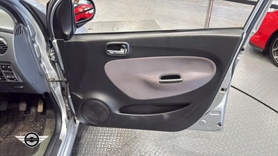 Lot 370 - 2003 DAIHATSU CHARADE SL