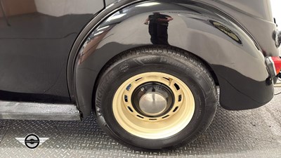 Lot 678 - 1953 FORD PREFECT
