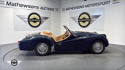Lot 710 - 1960 TRIUMPH