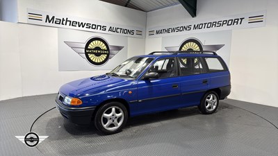 Lot 553 - 1995 VAUXHALL ASTRA ATLAS