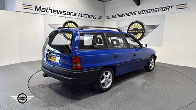 Lot 553 - 1995 VAUXHALL ASTRA ATLAS