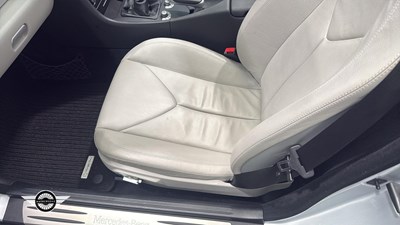 Lot 860 - 2006 MERCEDES SLK 350