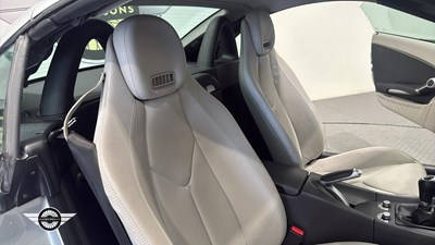 Lot 860 - 2006 MERCEDES SLK 350