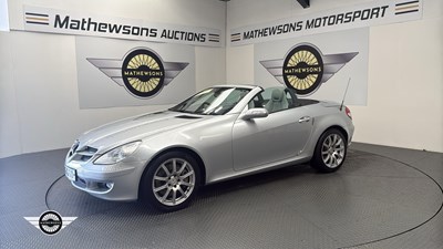 Lot 860 - 2006 MERCEDES SLK 350