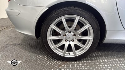 Lot 860 - 2006 MERCEDES SLK 350