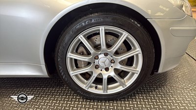 Lot 860 - 2006 MERCEDES SLK 350