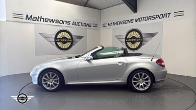 Lot 860 - 2006 MERCEDES SLK 350