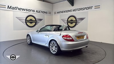 Lot 860 - 2006 MERCEDES SLK 350