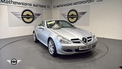 Lot 860 - 2006 MERCEDES SLK 350
